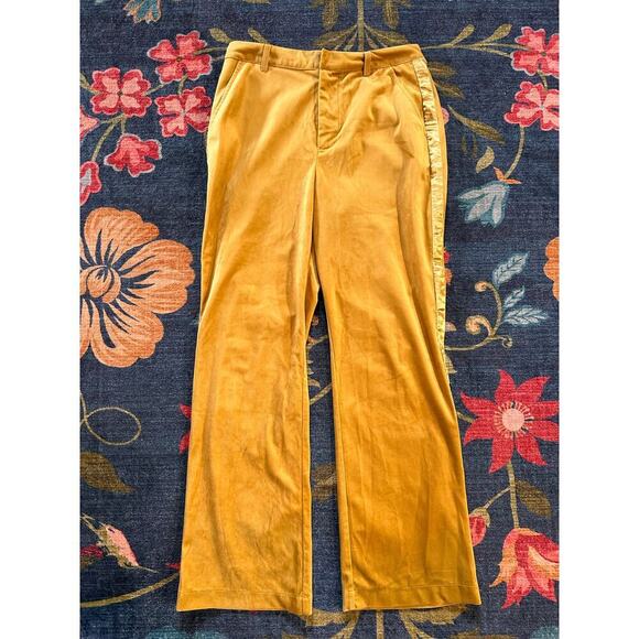 7 For All Mankind Pants - 7 For all Mankind Gold Velvet Pants Size 8